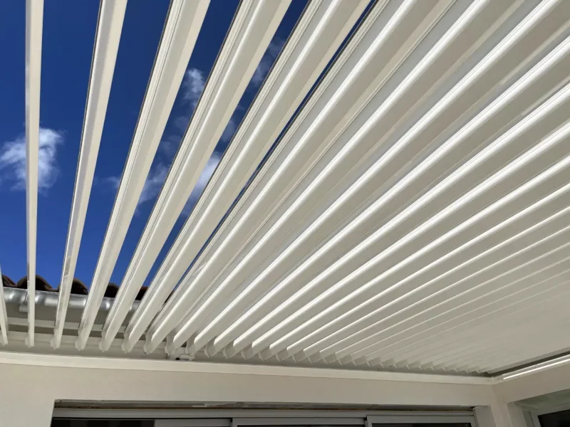 Lames pergola bio climatique - Construction La Rochelle